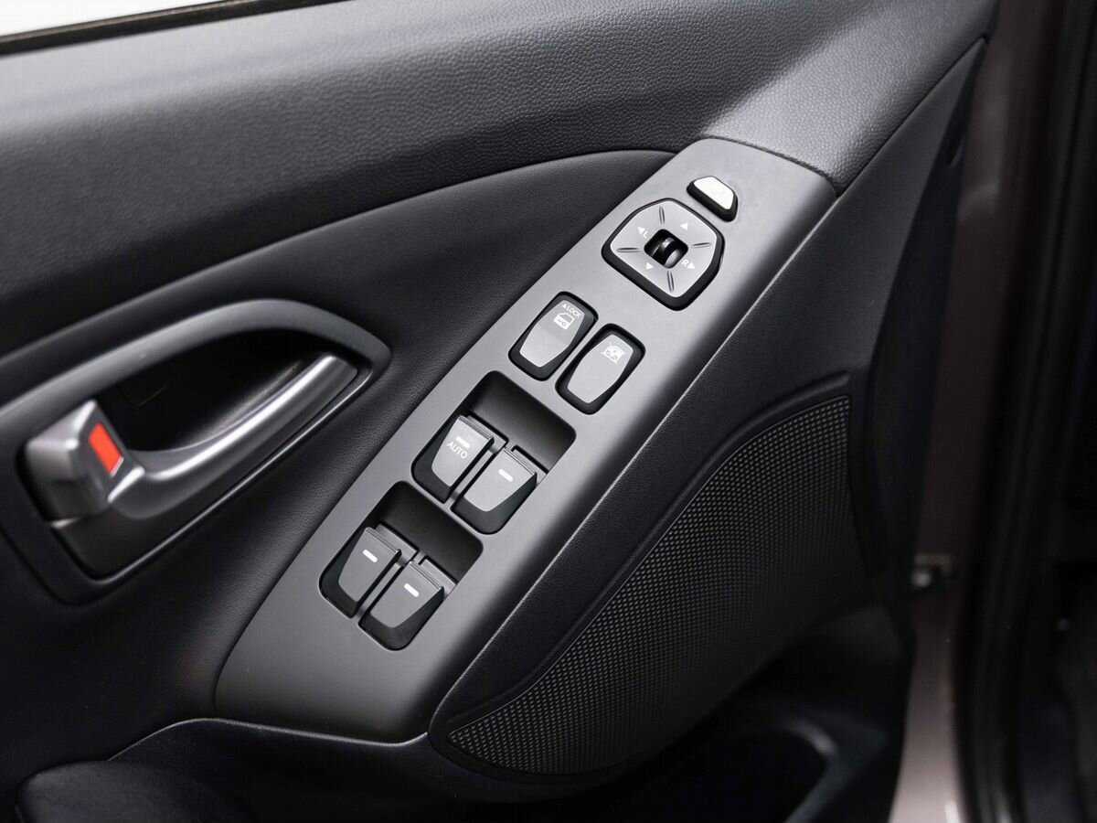 Купить Hyundai ix35, 2014, 120 319 км, фото №18