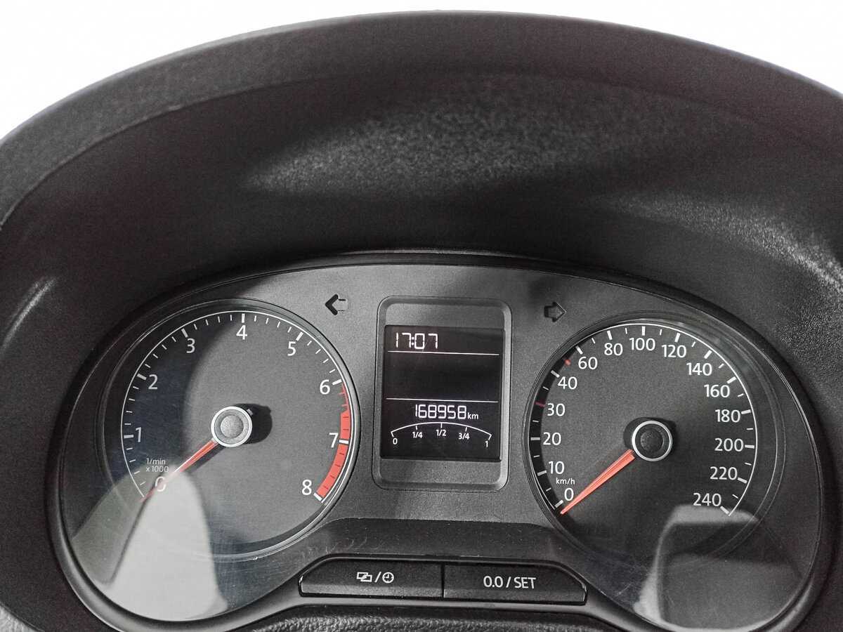 Купить Volkswagen Polo, 2017, 168 939 км, фото №11
