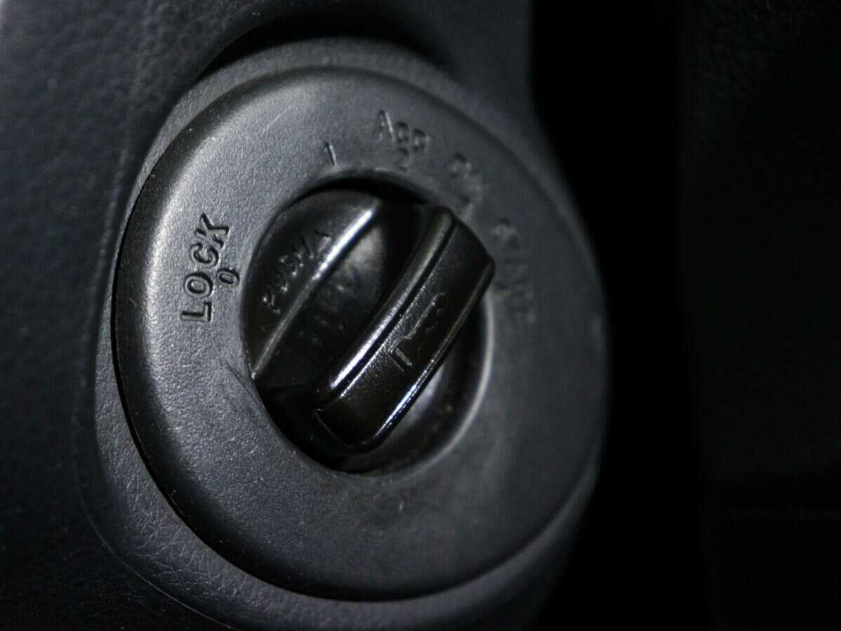 Купить Nissan Tiida, 2013, 136 945 км, фото №14