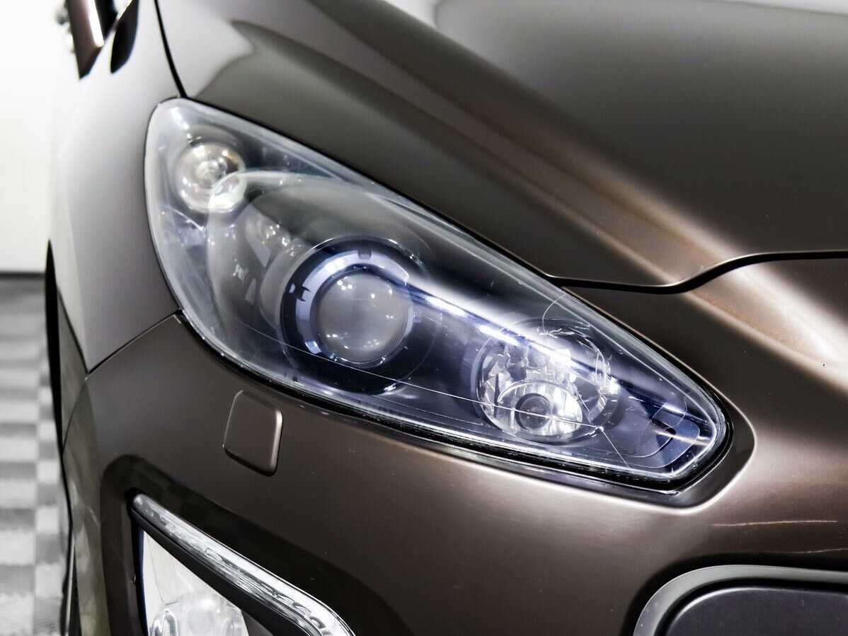 Купить Peugeot 308, 2012, 199 888 км, фото №15