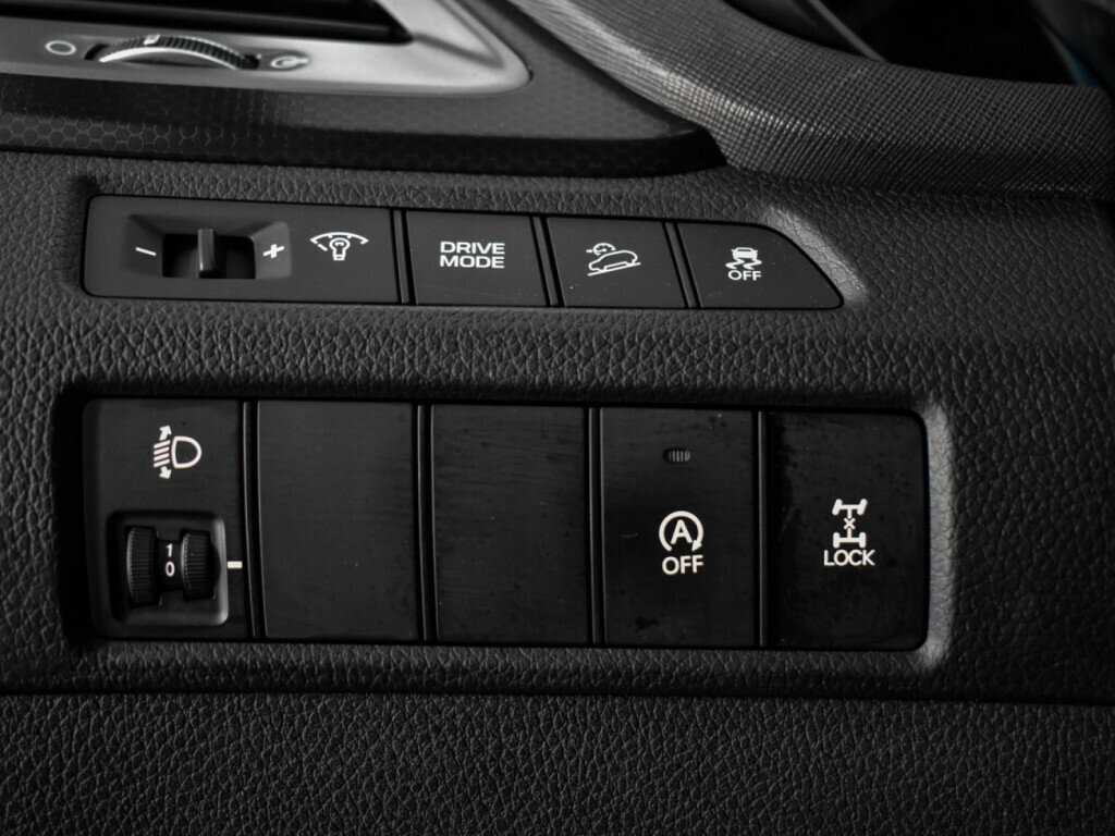 Купить Hyundai Santa Fe, 2016, 158 156 км, фото №10