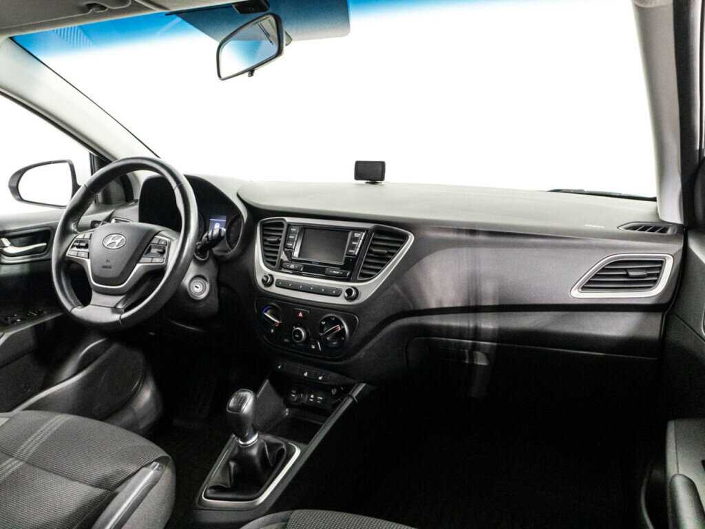 Купить Hyundai Solaris, 2017, 111 142 км, фото №9