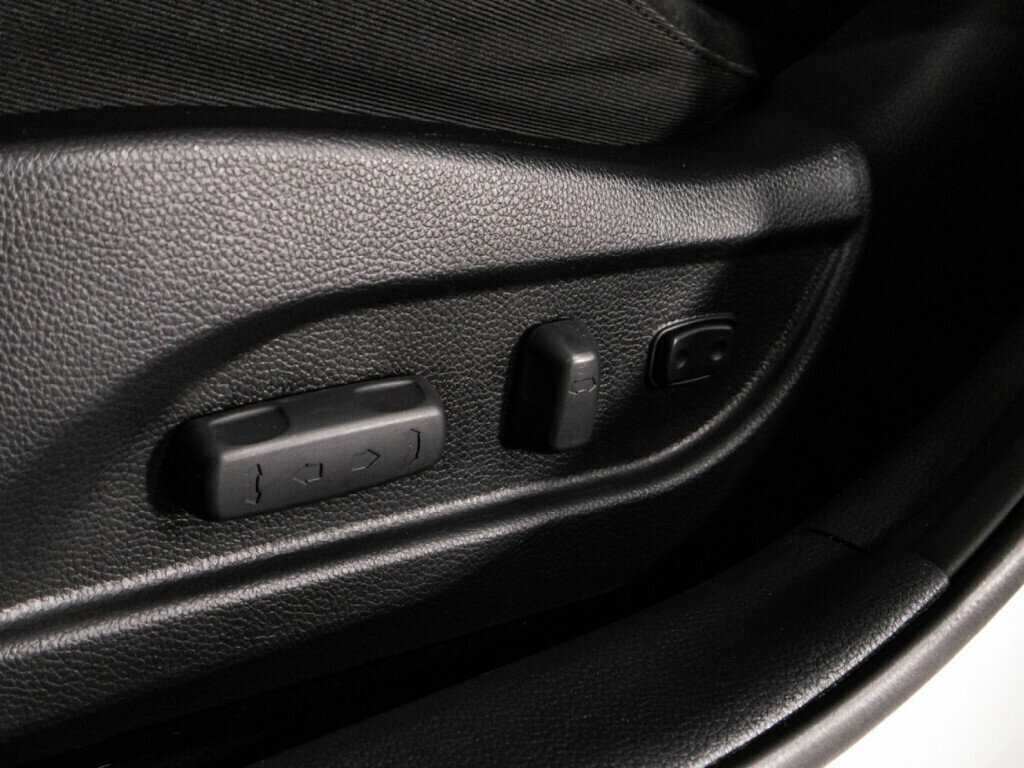 Купить Hyundai i40, 2015, 74 188 км, фото №17