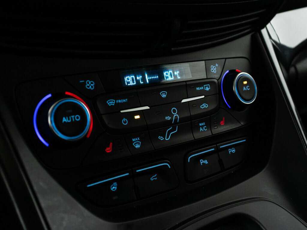 Купить Ford Kuga, 2017, 118 915 км, фото №15