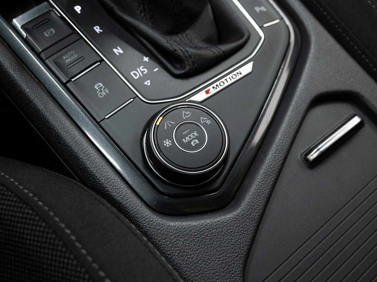 Купить Volkswagen Tiguan, 2017, 116 000 км, фото №25