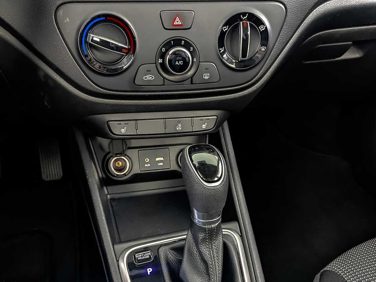 Купить Hyundai Solaris, 2017, 158 808 км, фото №26