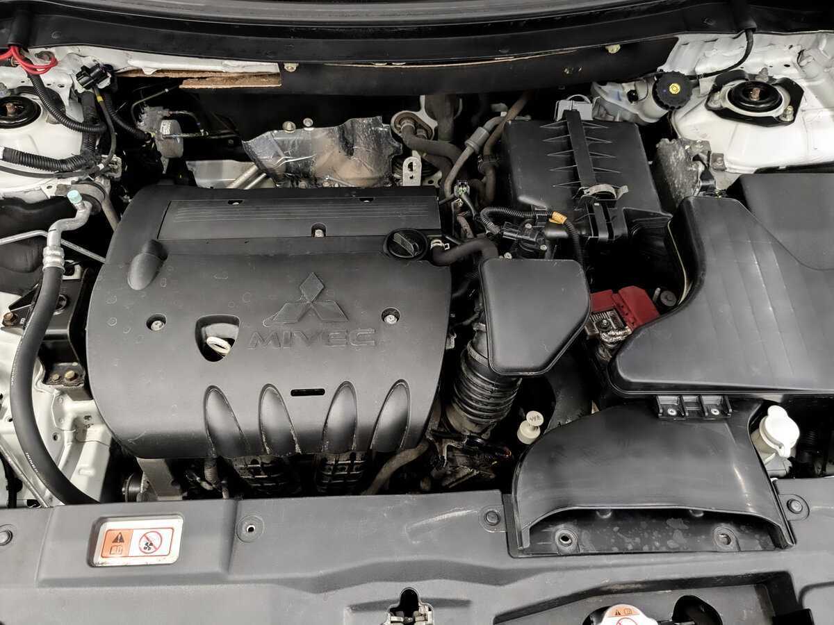 Купить Mitsubishi Outlander, 2015, 176 821 км, фото №9