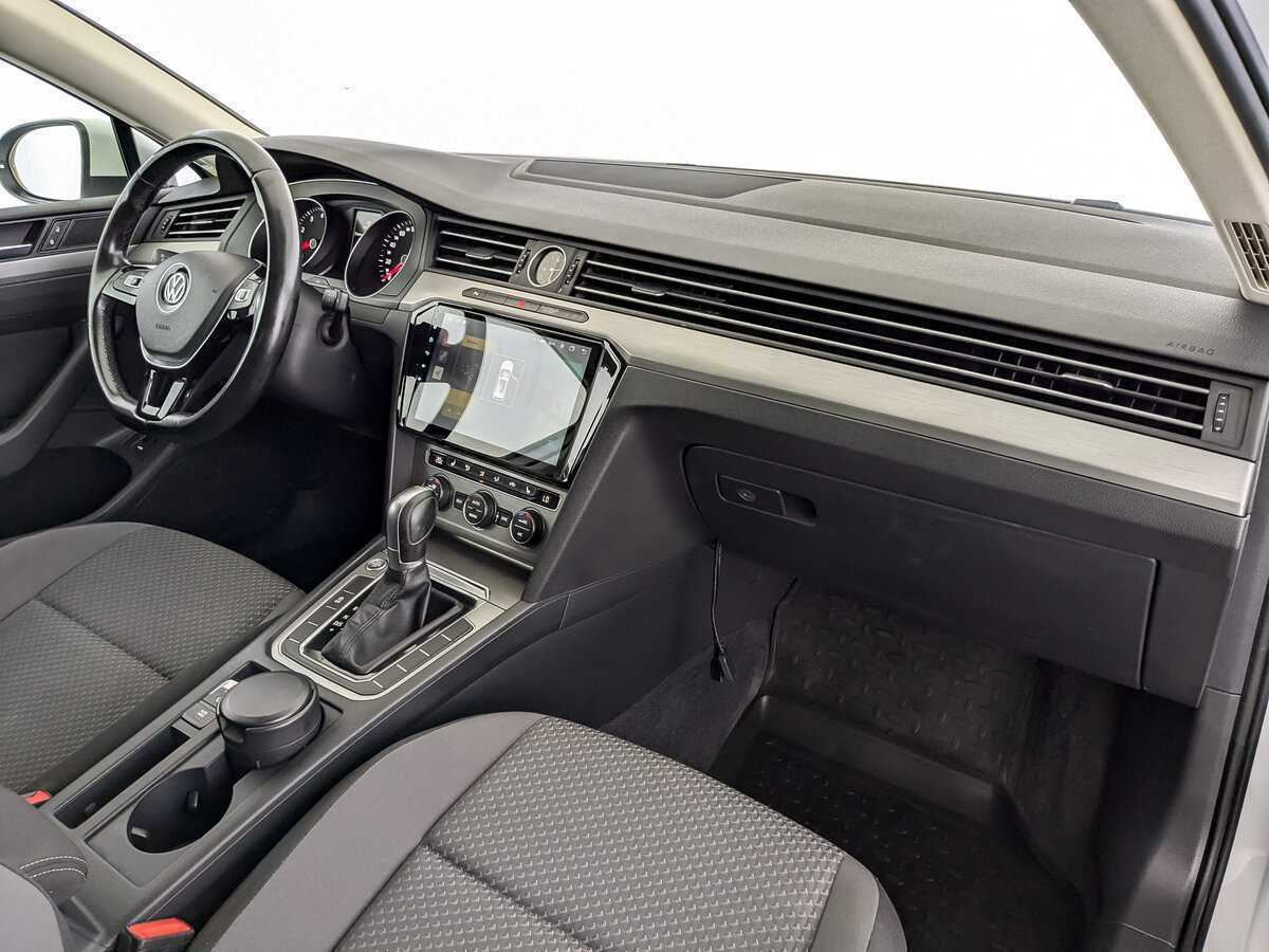 Купить Volkswagen Passat, 2016, 138 400 км, фото №11