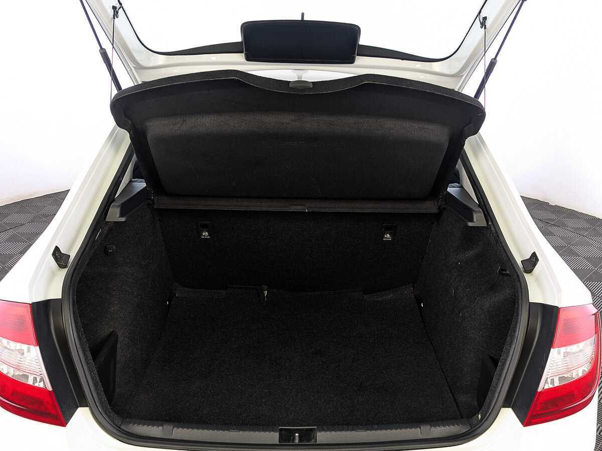 Купить Skoda Rapid, 2017, 162 657 км, фото №10