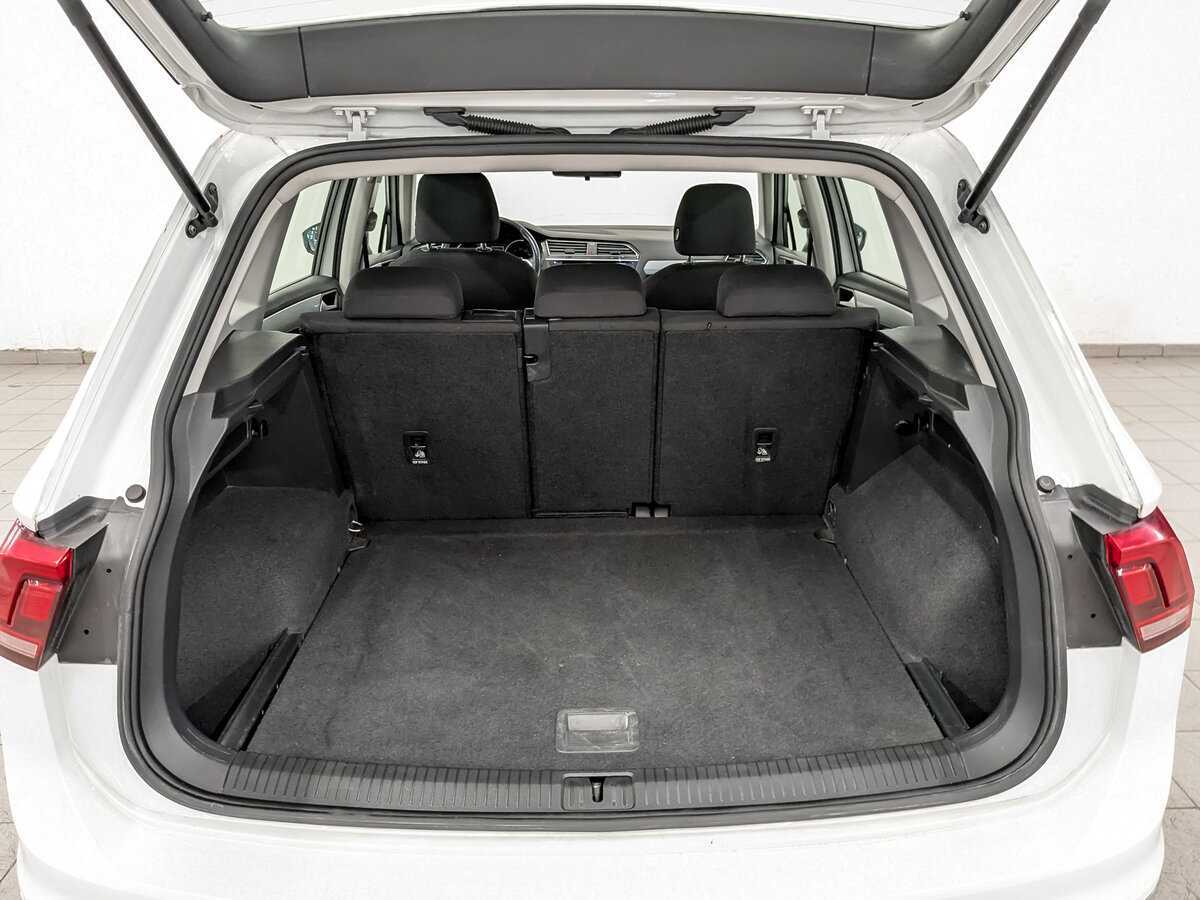Купить Volkswagen Tiguan, 2021, 180 405 км, фото №10