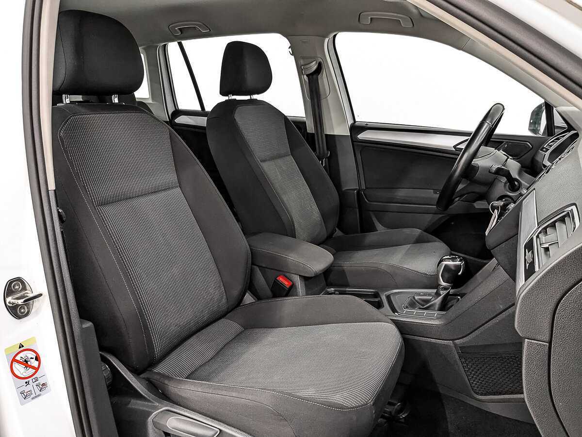 Купить Volkswagen Tiguan, 2021, 157 146 км, фото №24