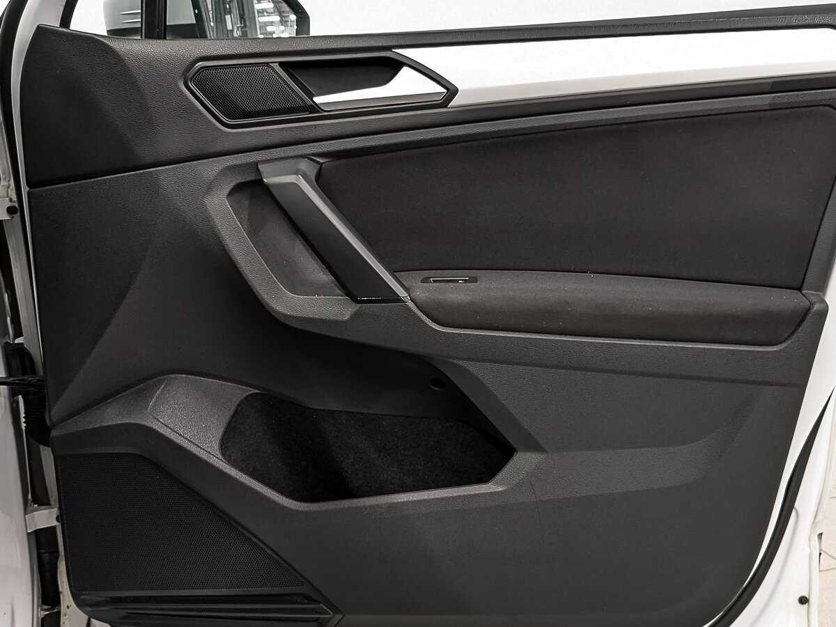 Купить Volkswagen Tiguan, 2021, 157 146 км, фото №25