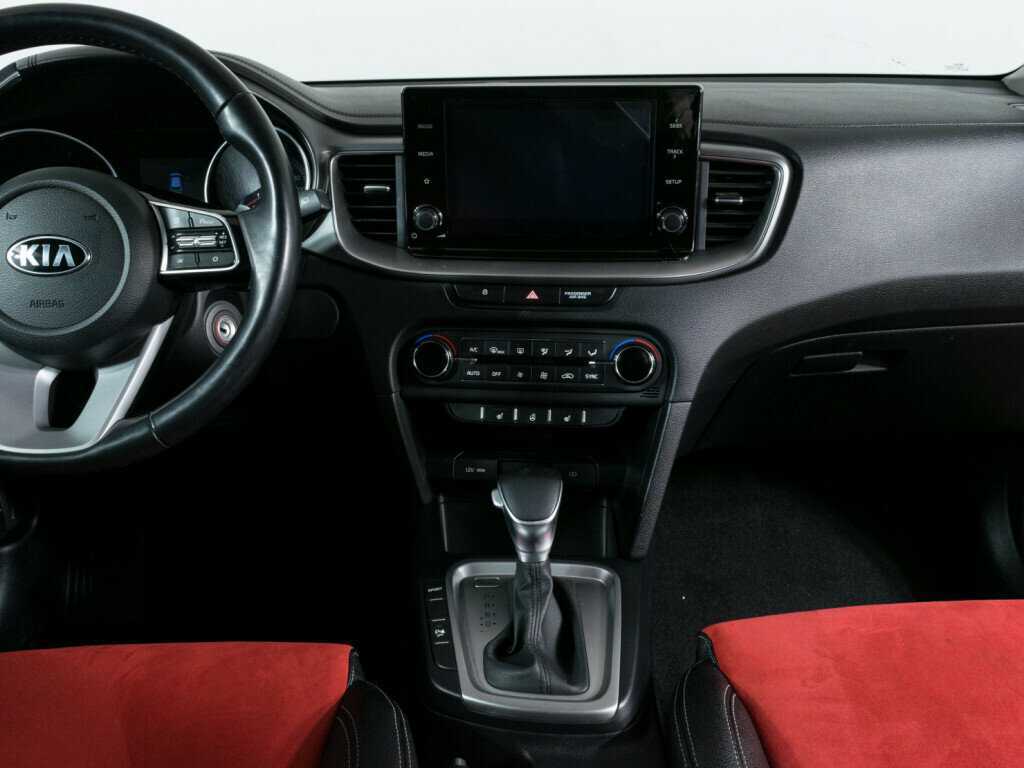 Купить Kia Ceed, 2020, 62 000 км, фото №9