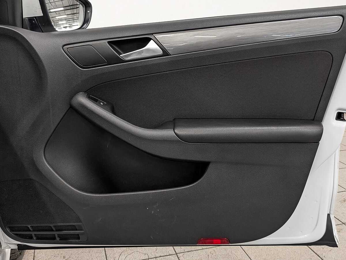 Купить Volkswagen Jetta, 2016, 51 400 км, фото №25
