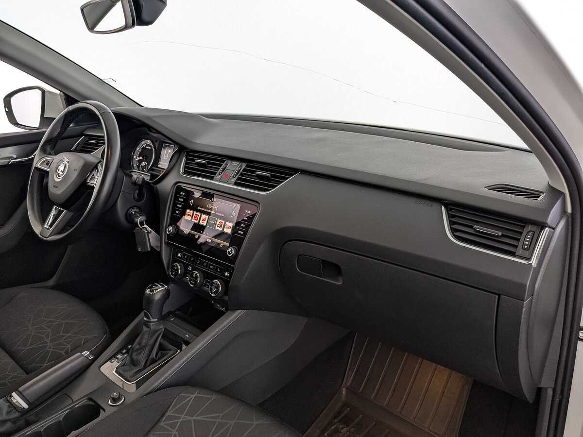 Купить Skoda Octavia, 2020, 57 463 км, фото №13