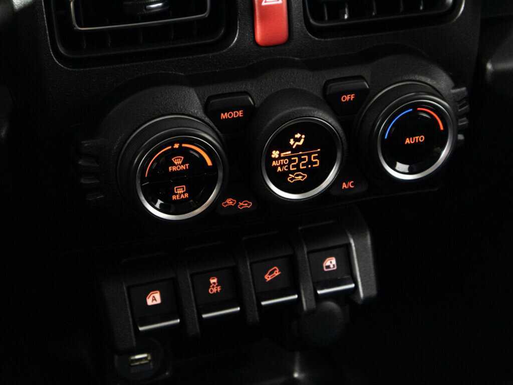 Купить Suzuki Jimny, 2020, 72 204 км, фото №17