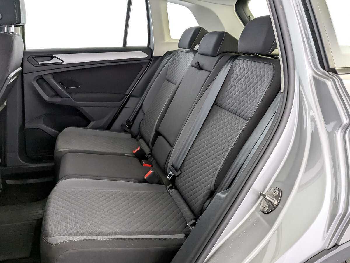 Купить Volkswagen Tiguan, 2019, 106 890 км, фото №12