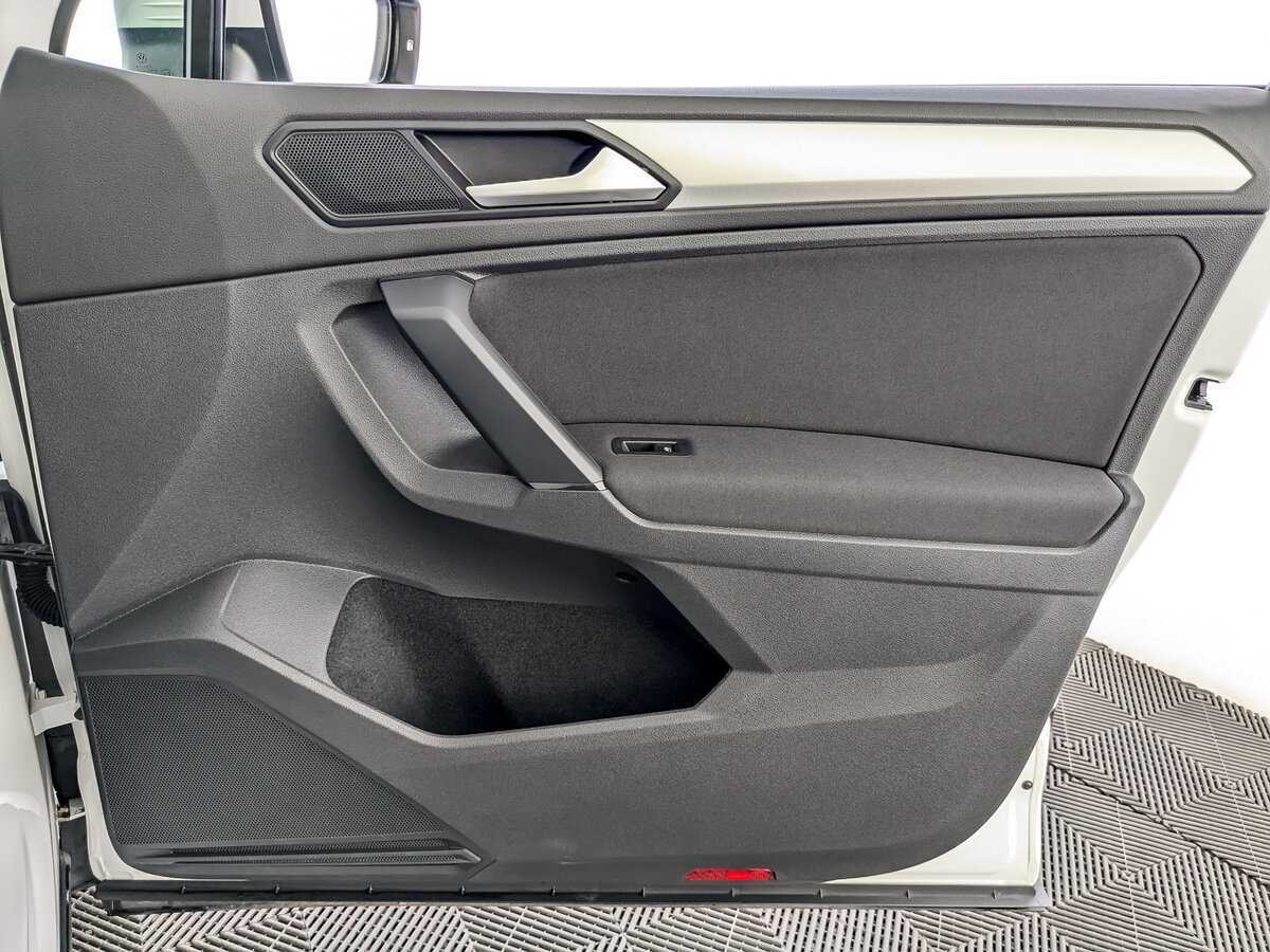 Купить Volkswagen Tiguan, 2020, 66 384 км, фото №24