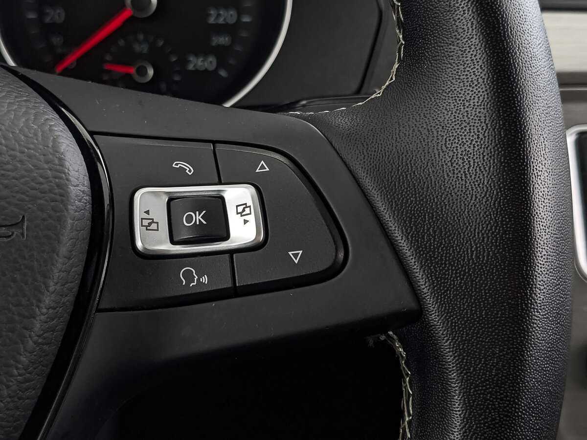 Купить Volkswagen Passat, 2017, 120 532 км, фото №28