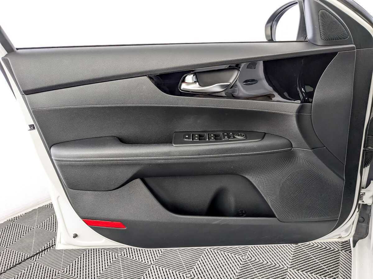 Купить Kia Cerato, 2021, 45 100 км, фото №19