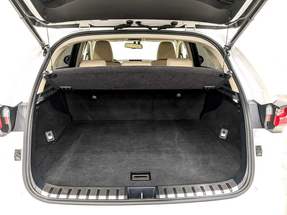 Купить Lexus NX 200, 2016, 135 708 км, фото №10