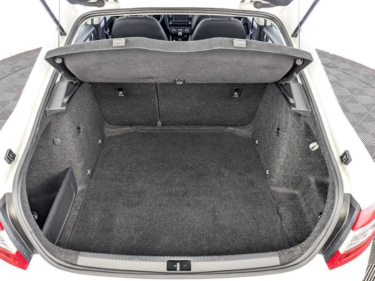 Купить Skoda Octavia, 2019, 146 821 км, фото №10