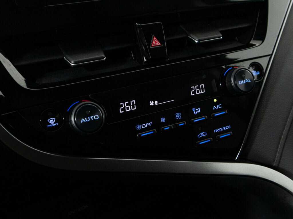 Купить Toyota Camry, 2021, 92 102 км, фото №16