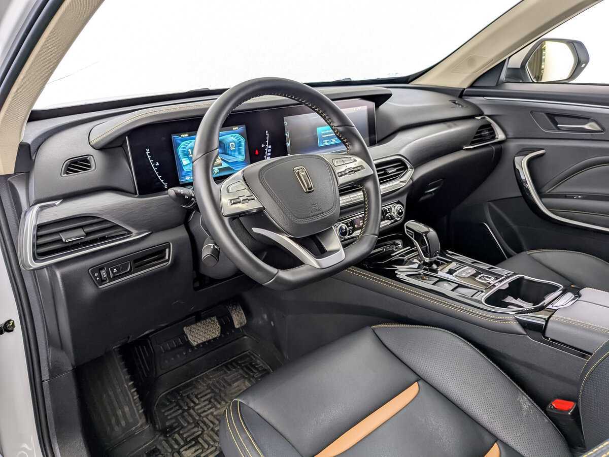 Купить FAW Bestune T77, 2021, 39 411 км, фото №14