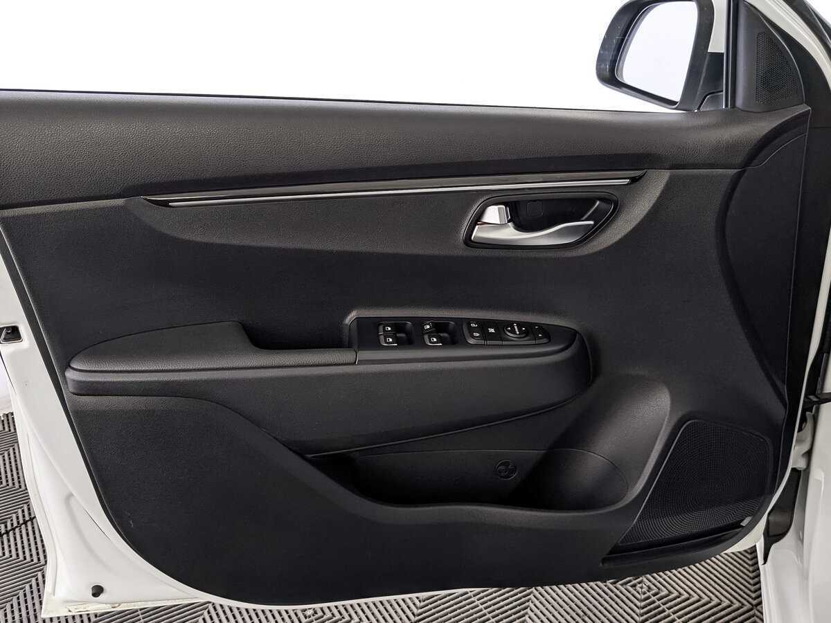 Купить Kia Rio, 2018, 101 621 км, фото №17