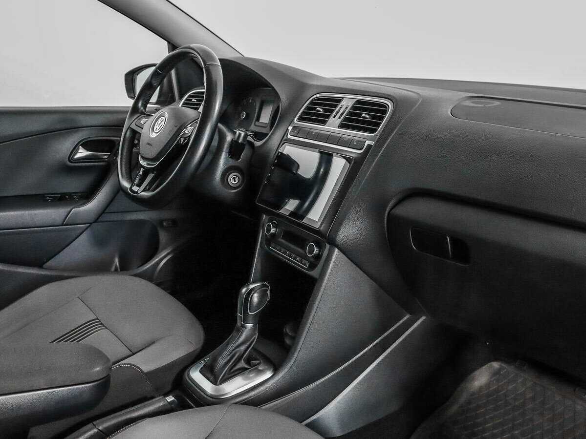 Купить Volkswagen Polo, 2016, 83 271 км, фото №11