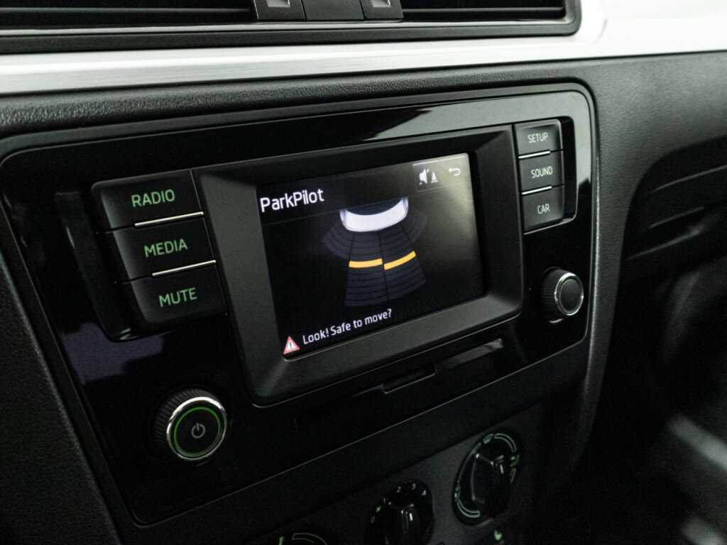 Купить Skoda Rapid, 2016, 103 950 км, фото №16