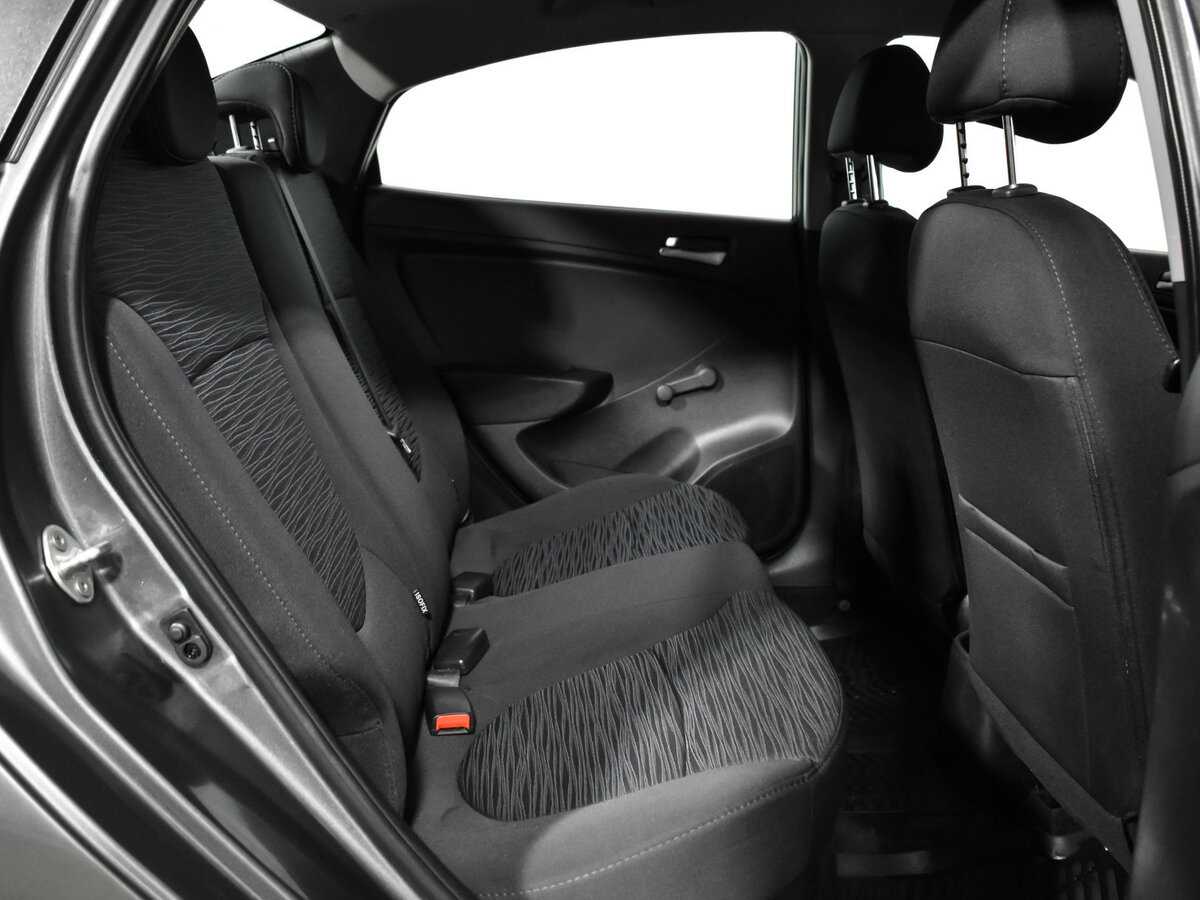 Купить Hyundai Solaris, 2016, 200 800 км, фото №10