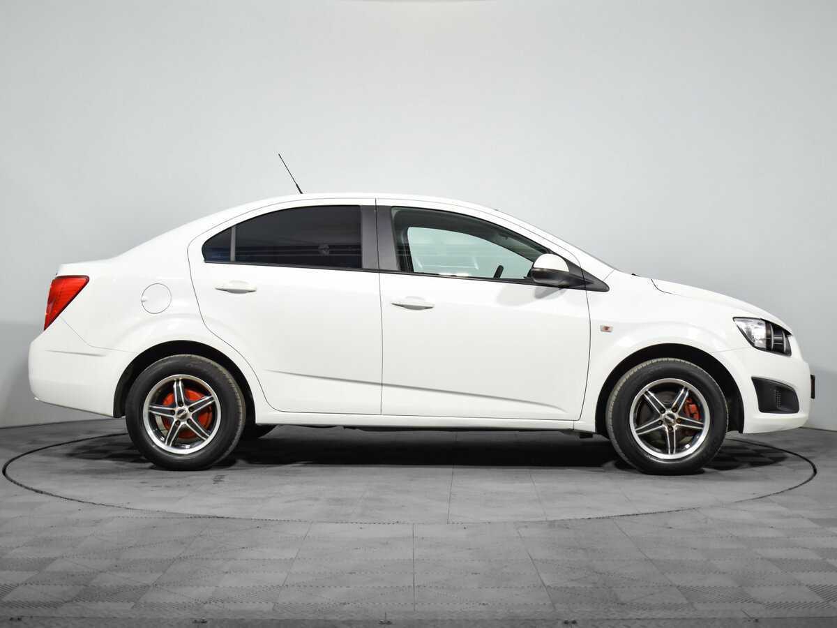 Купить Chevrolet Aveo, 2014, 67 846 км, фото №4