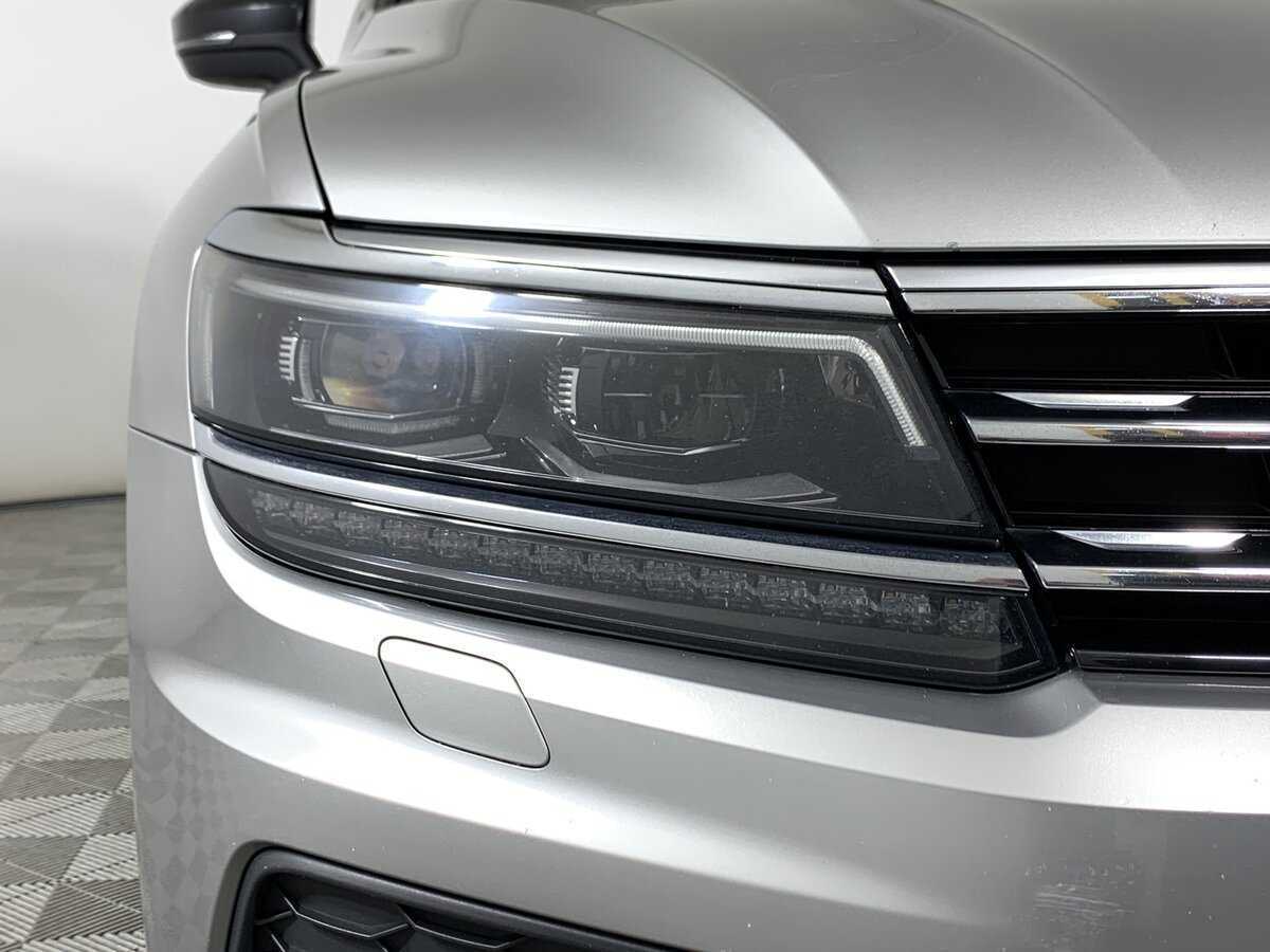 Купить Volkswagen Tiguan, 2018, 163 647 км, фото №9
