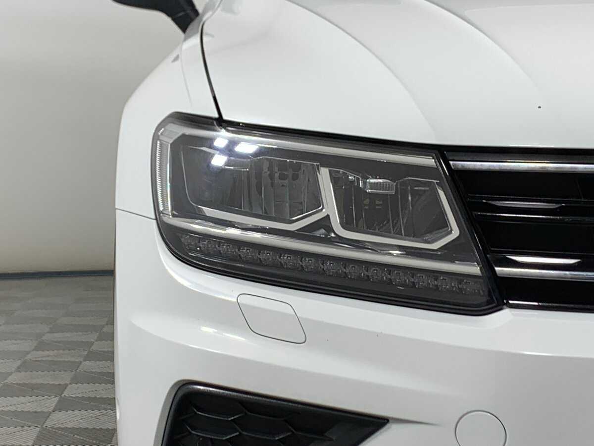 Купить Volkswagen Tiguan, 2017, 124 301 км, фото №10