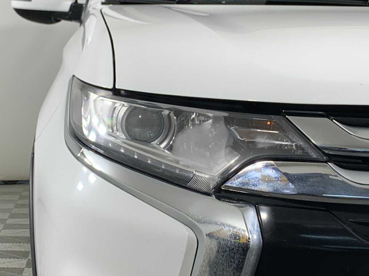 Купить Mitsubishi Outlander, 2017, 275 602 км, фото №10