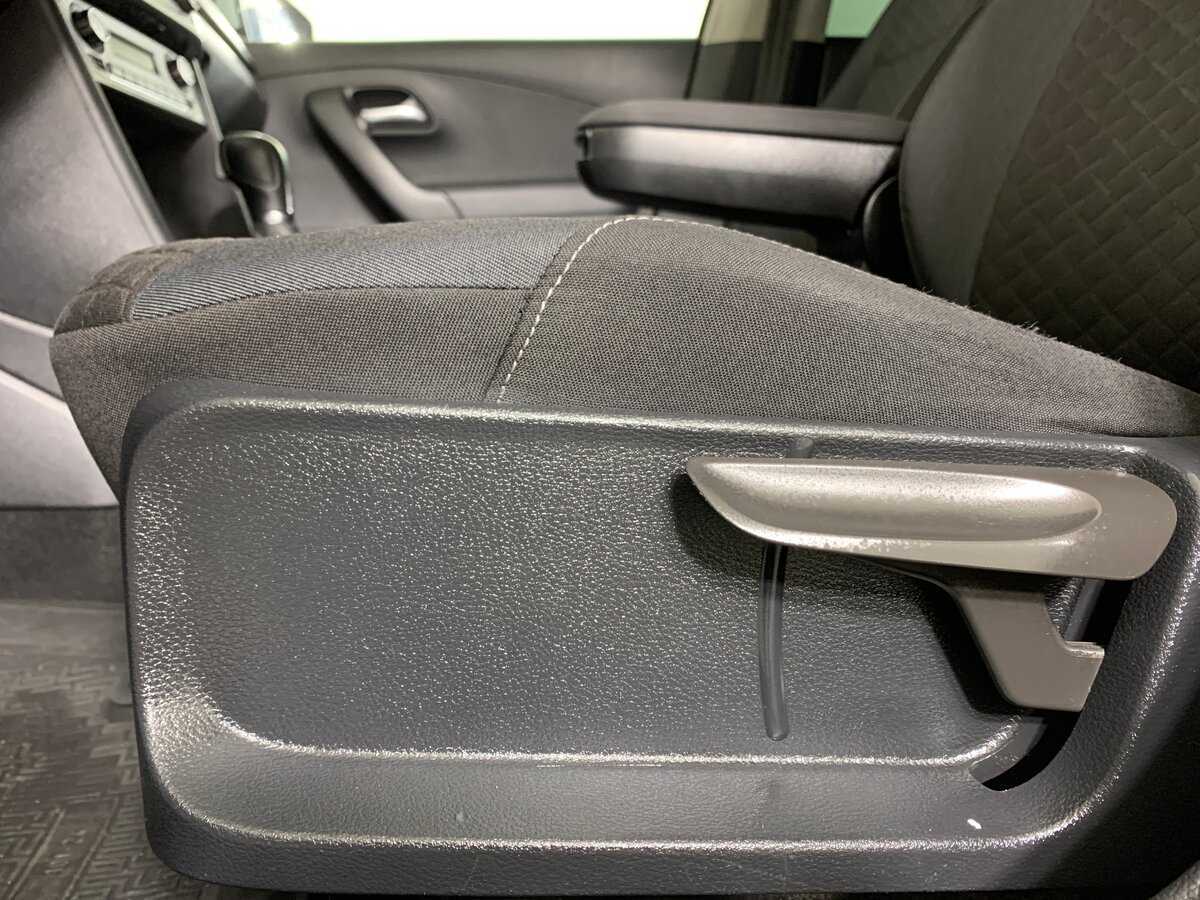 Купить Volkswagen Polo, 2018, 301 500 км, фото №17