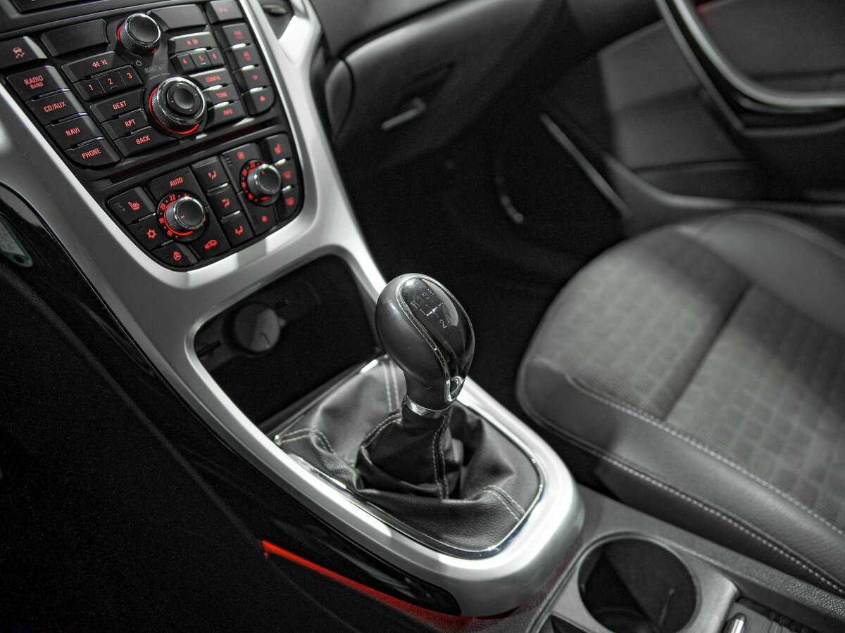 Купить Opel Astra GTC, 2012, 198 780 км, фото №10