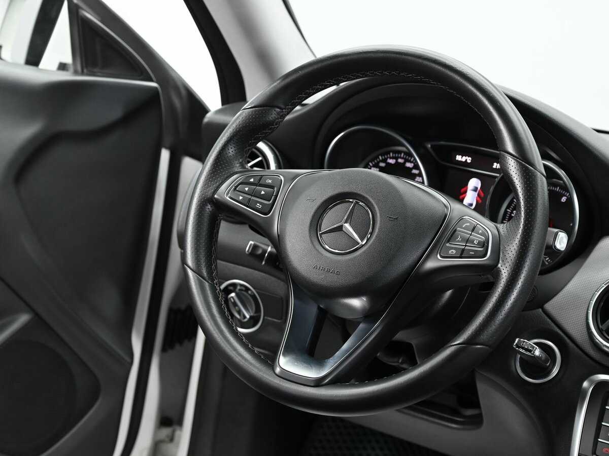 Купить Mercedes-Benz CLA 200, 2017, 105 000 км, фото №12