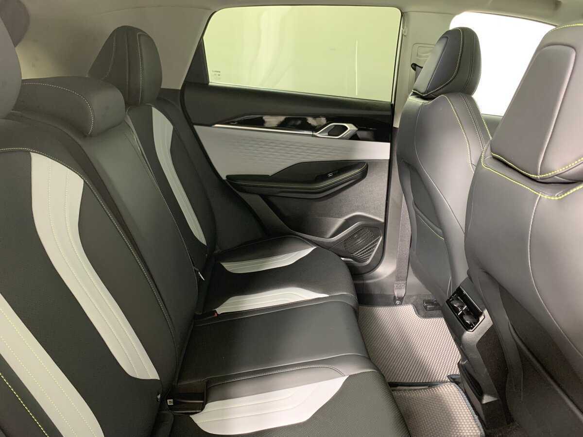 Купить Geely Coolray, 2023, 17 847 км, фото №18