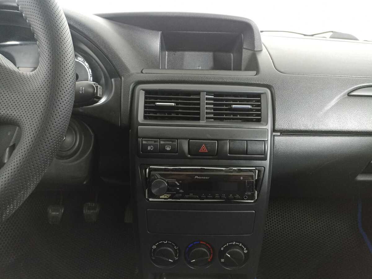 Купить Lada (ВАЗ) Priora, 2018, 73 007 км, фото №15