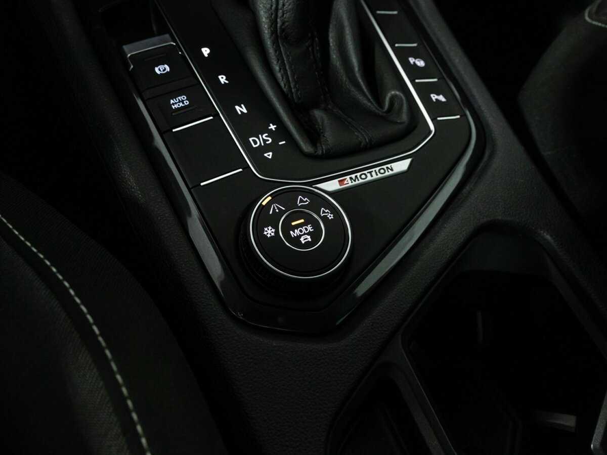 Купить Volkswagen Tiguan, 2018, 83 509 км, фото №21