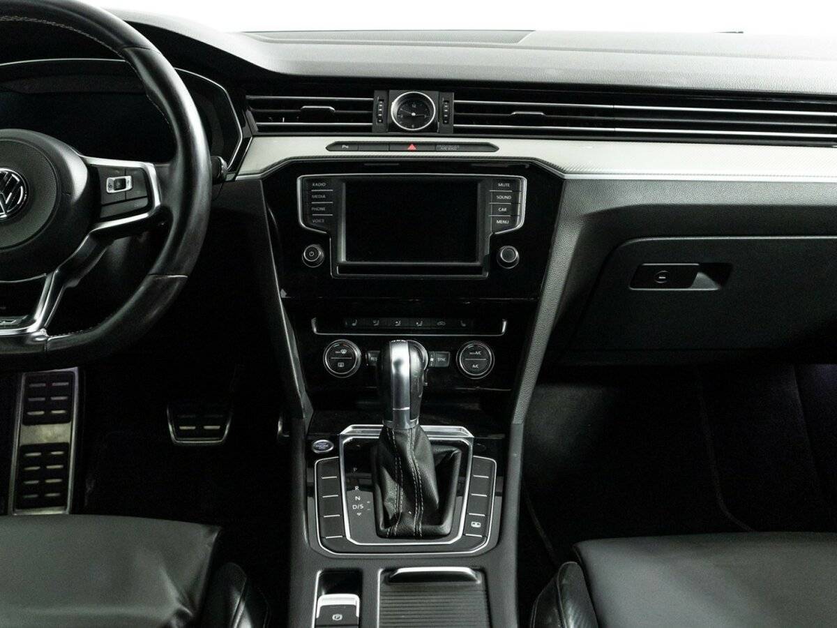 Купить Volkswagen Passat DSG7, 2017, 283 948 км, фото №14