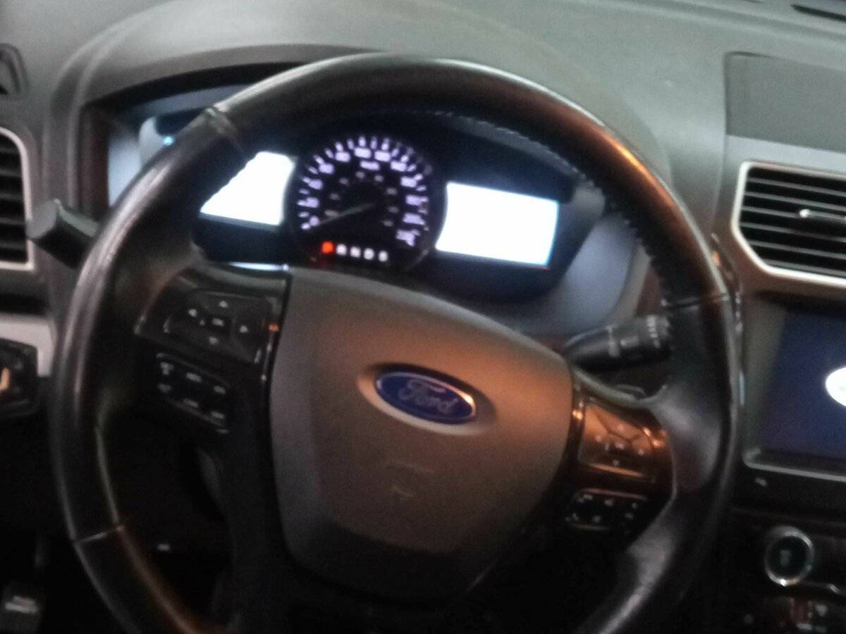 Купить Ford Explorer, 2017, 197 479 км, фото №5