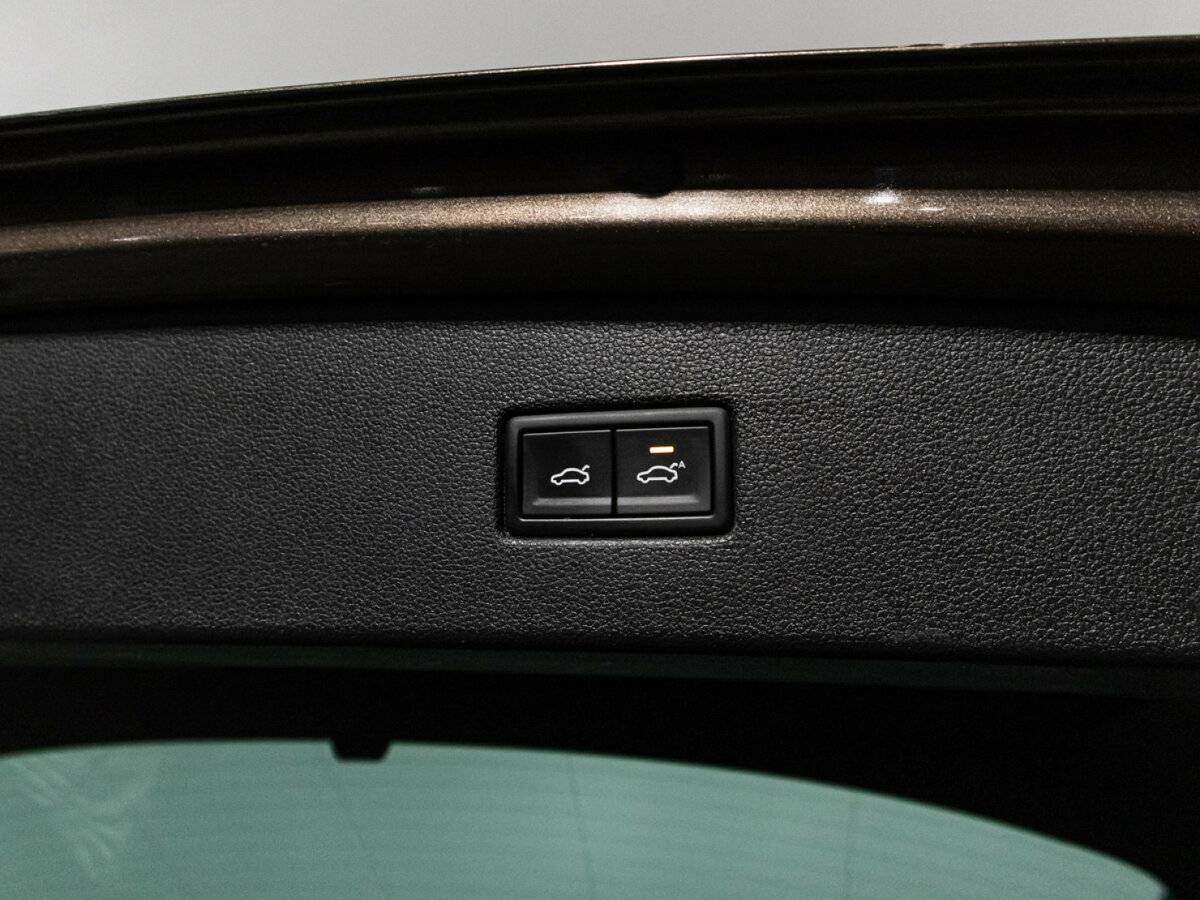 Купить Volkswagen Tiguan, 2017, 140 800 км, фото №16