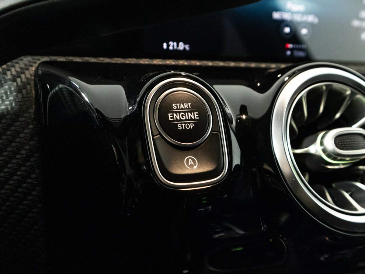 Купить Mercedes-Benz A-Класс 200, 2018, 94 000 км, фото №16