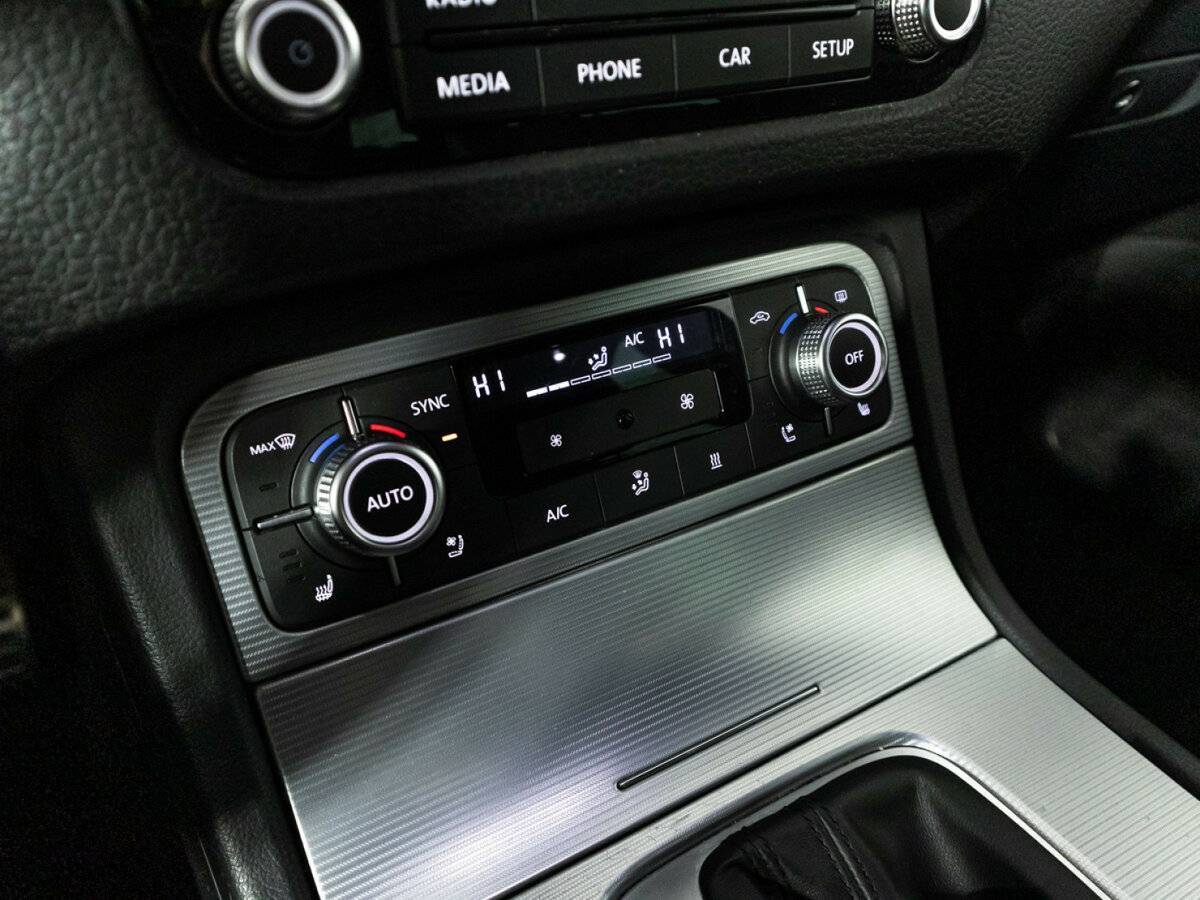 Купить Volkswagen Touareg, 2016, 155 757 км, фото №19