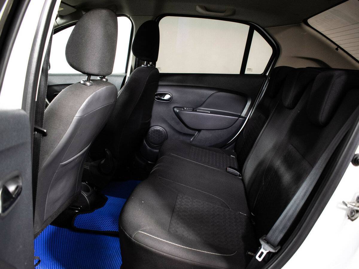 Купить Renault Logan, 2017, 49 700 км, фото №10