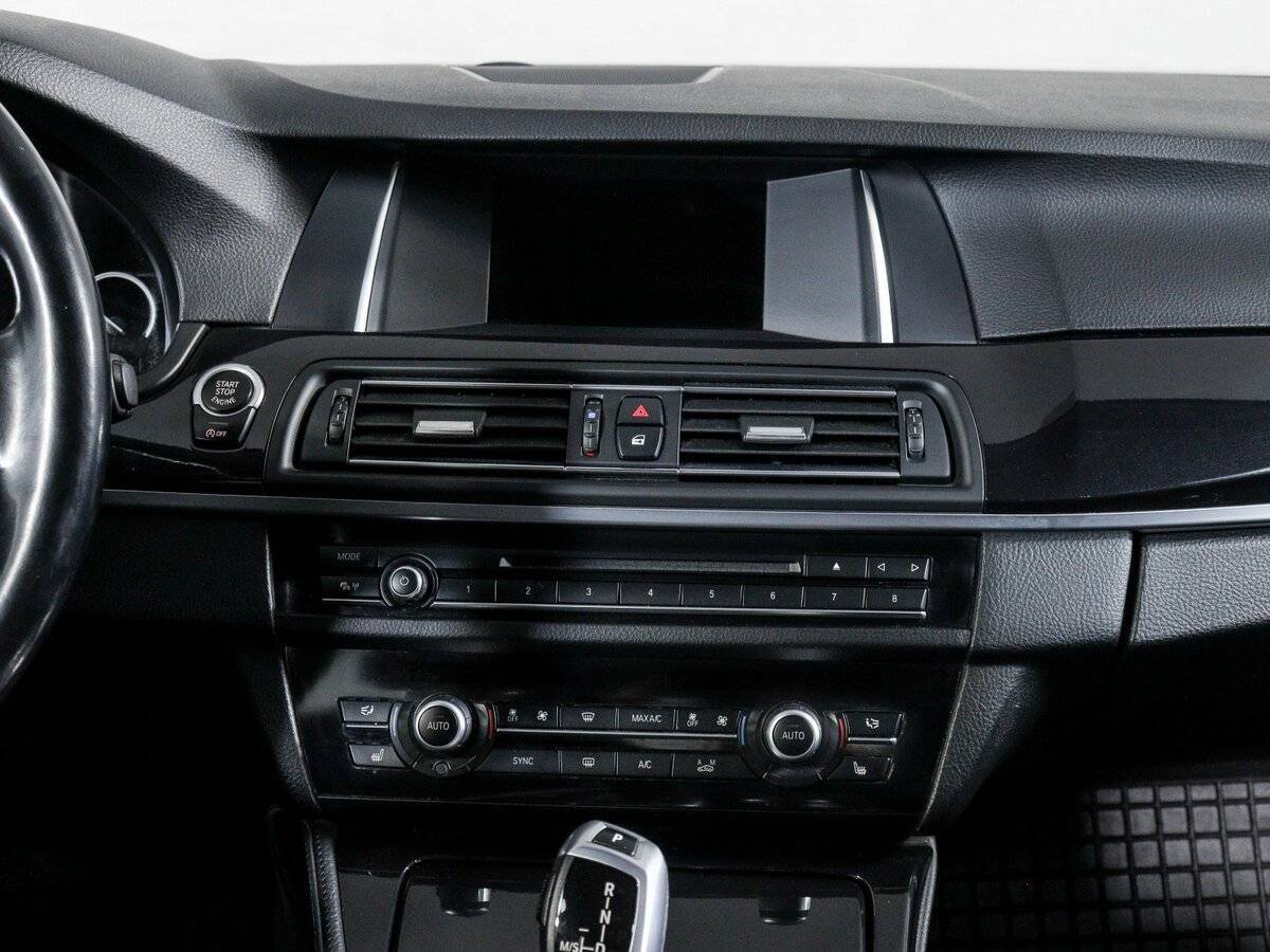 Купить BMW 5 серии 528i xDrive, 2014, 113 354 км, фото №14