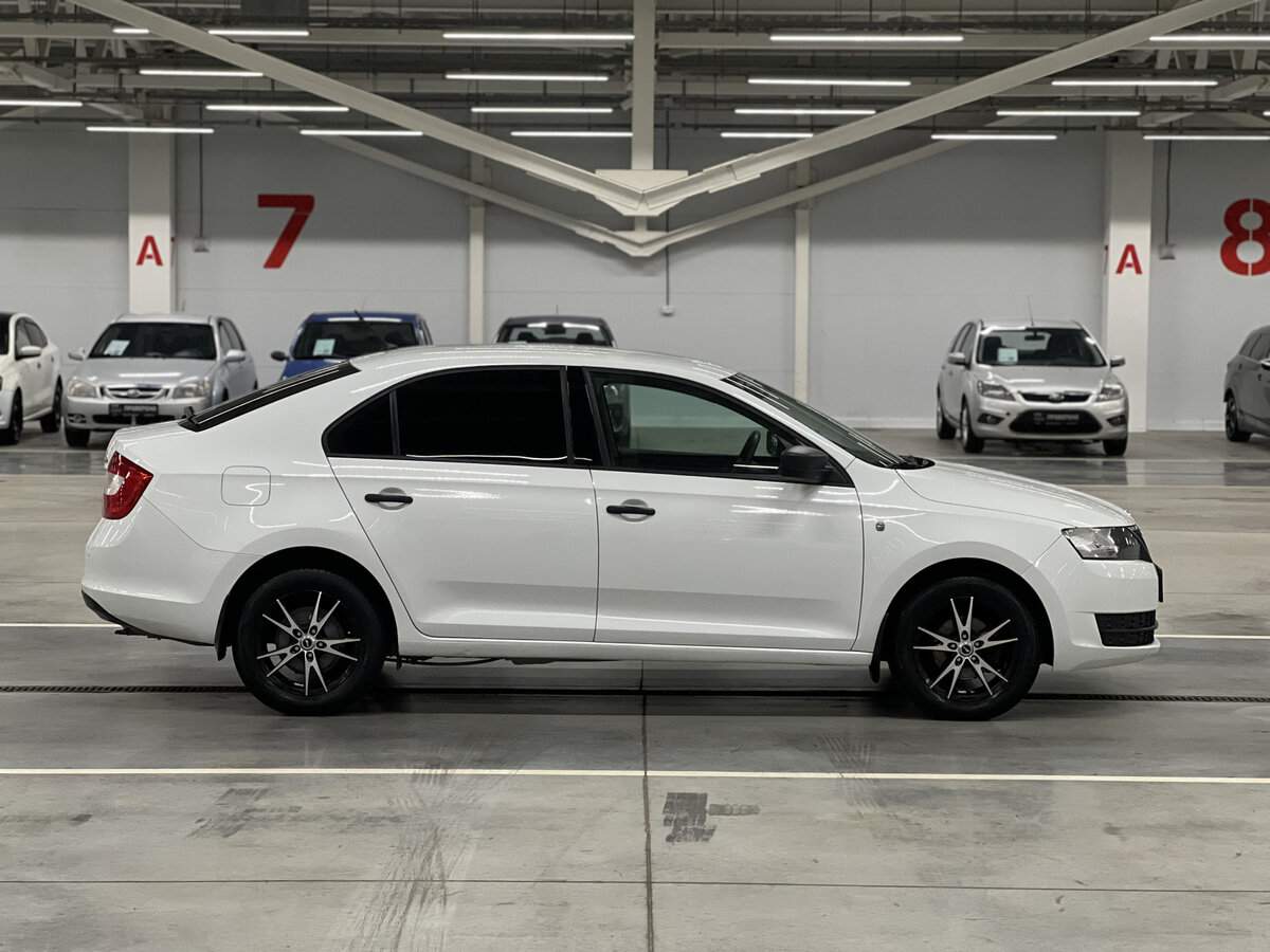 Купить Skoda Rapid, 2016, 140 891 км, фото №4